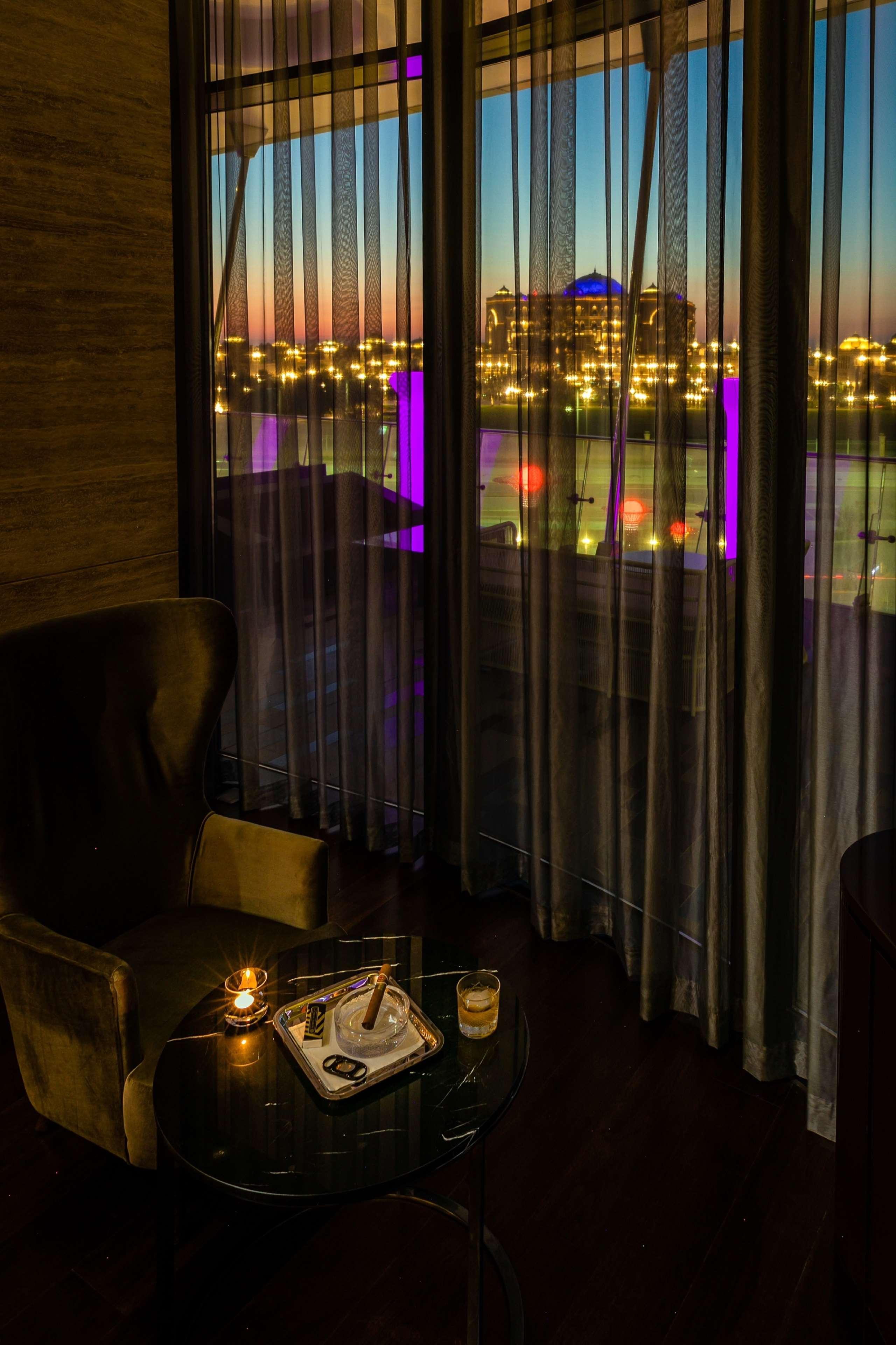 Курортный комплекс Grand Hyatt Abu Dhabi Hotel & Residences Emirates Pearl Абу-Даби