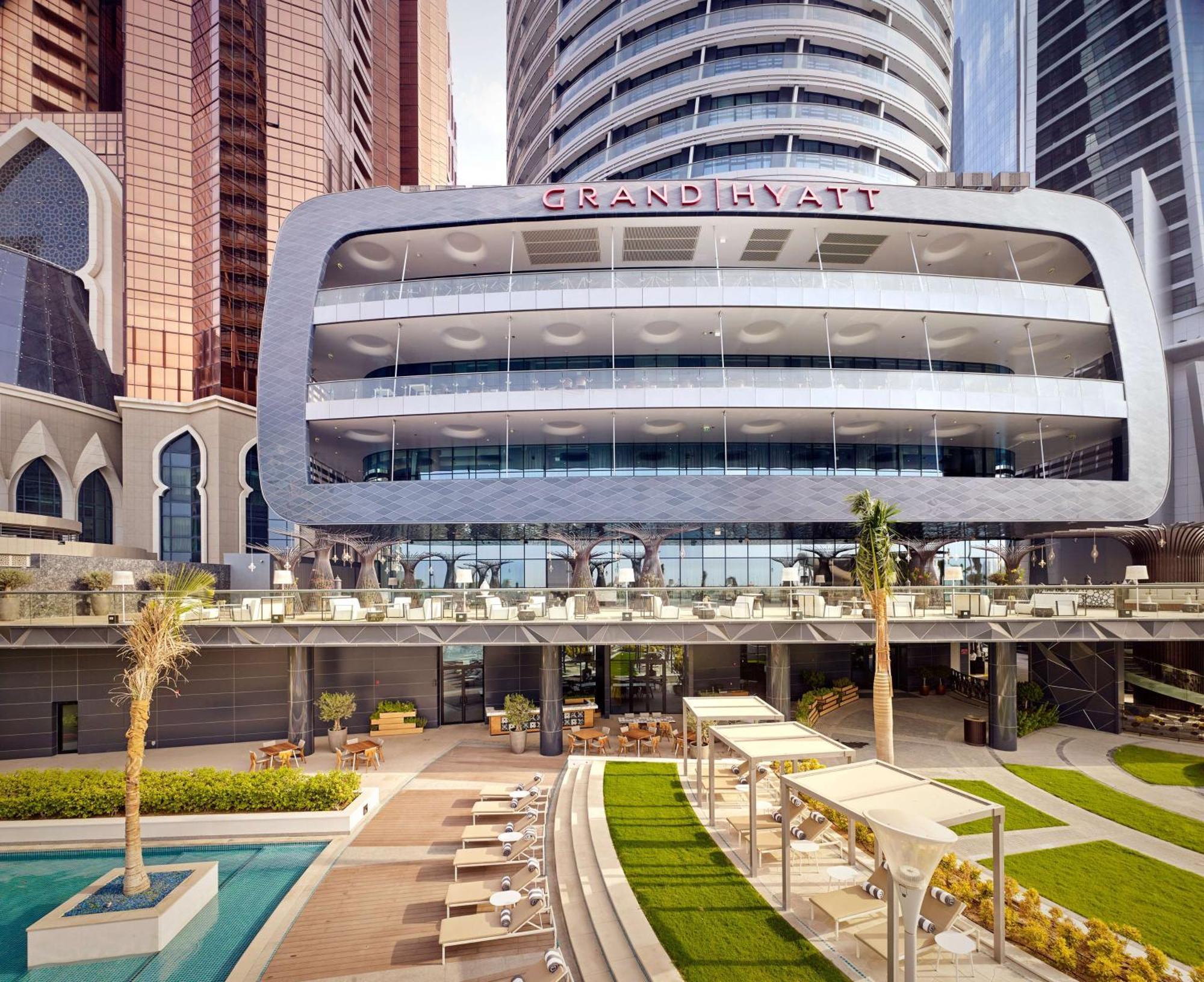 Курортный комплекс Grand Hyatt Abu Dhabi Hotel & Residences Emirates Pearl Абу-Даби