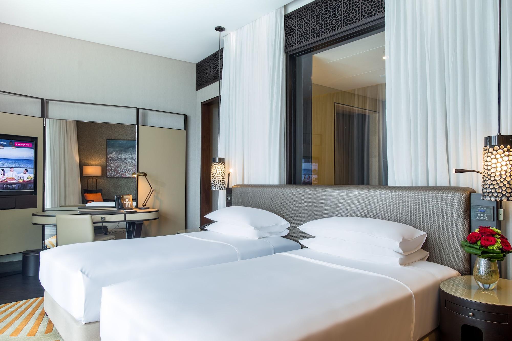 Grand Hyatt & Residences Emirates Pearl Resort Abu Dhabi